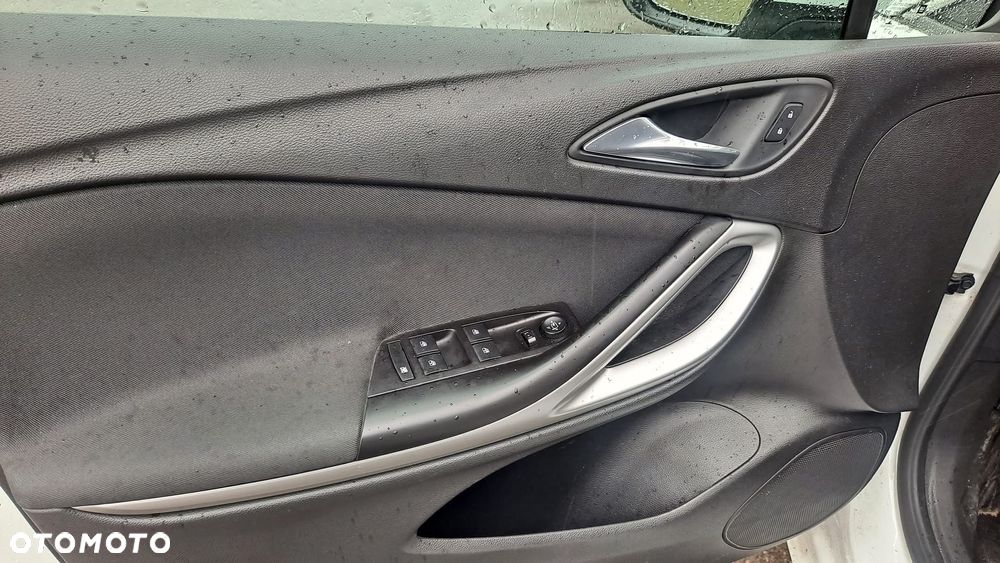 Opel Astra 1.6 CDTI Essentia S&S - 13