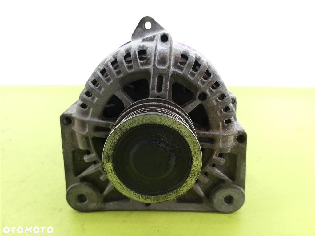 Alternator Renault Megane II 2002-2005 1,6 B VALEO  8200100907 110A - 6