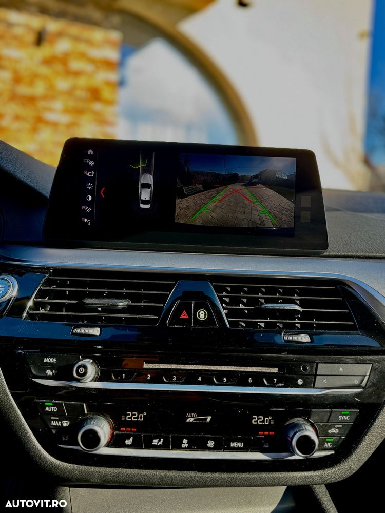 BMW Seria 5 520d xDrive AT - 10