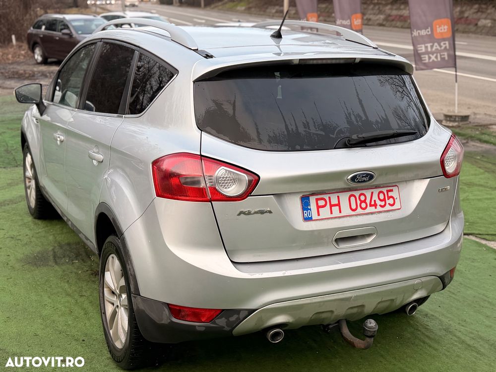 Ford Kuga - 10