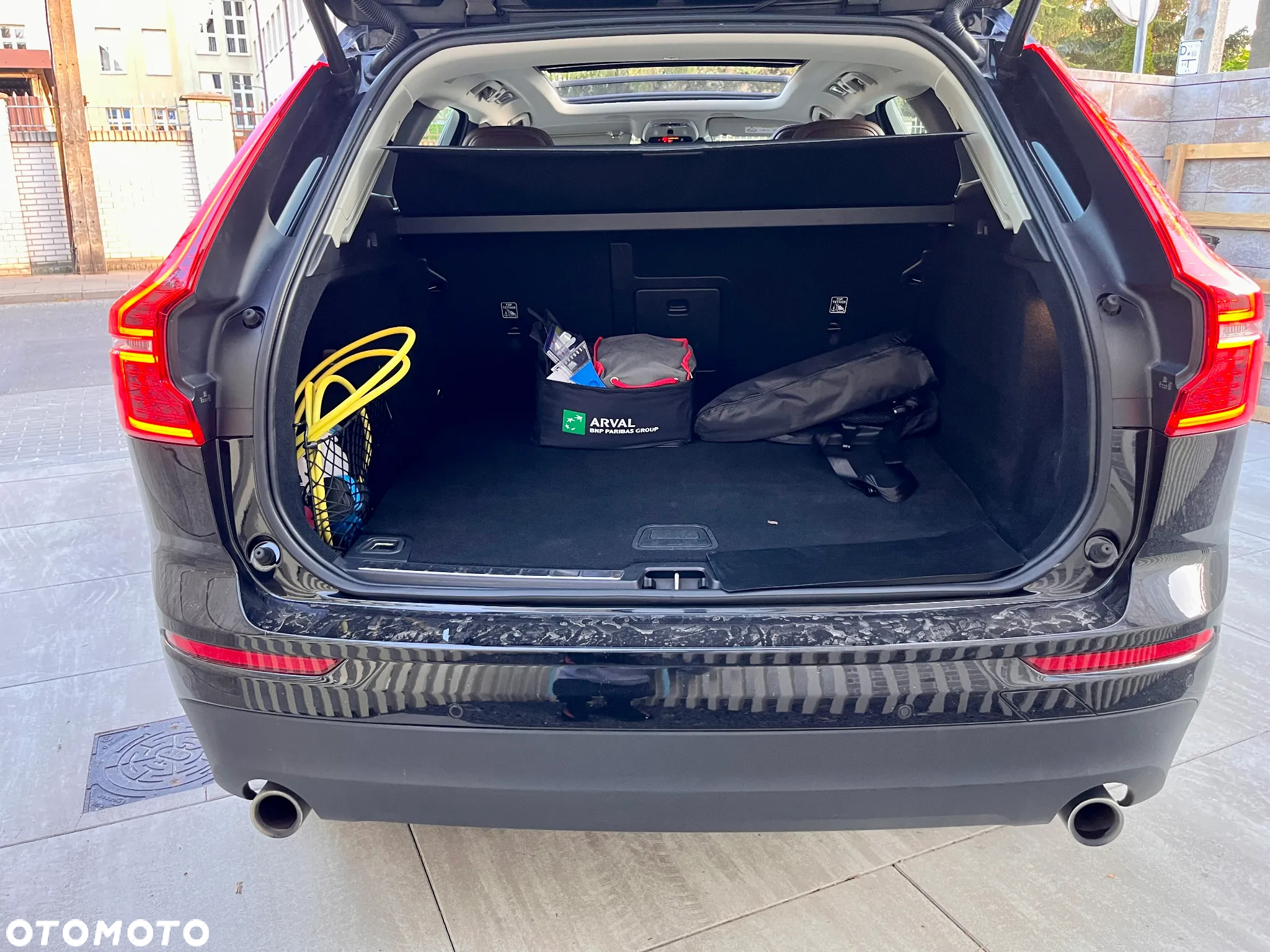 Volvo XC 60 T8 AWD Plug-In Hybrid Momentum - 21