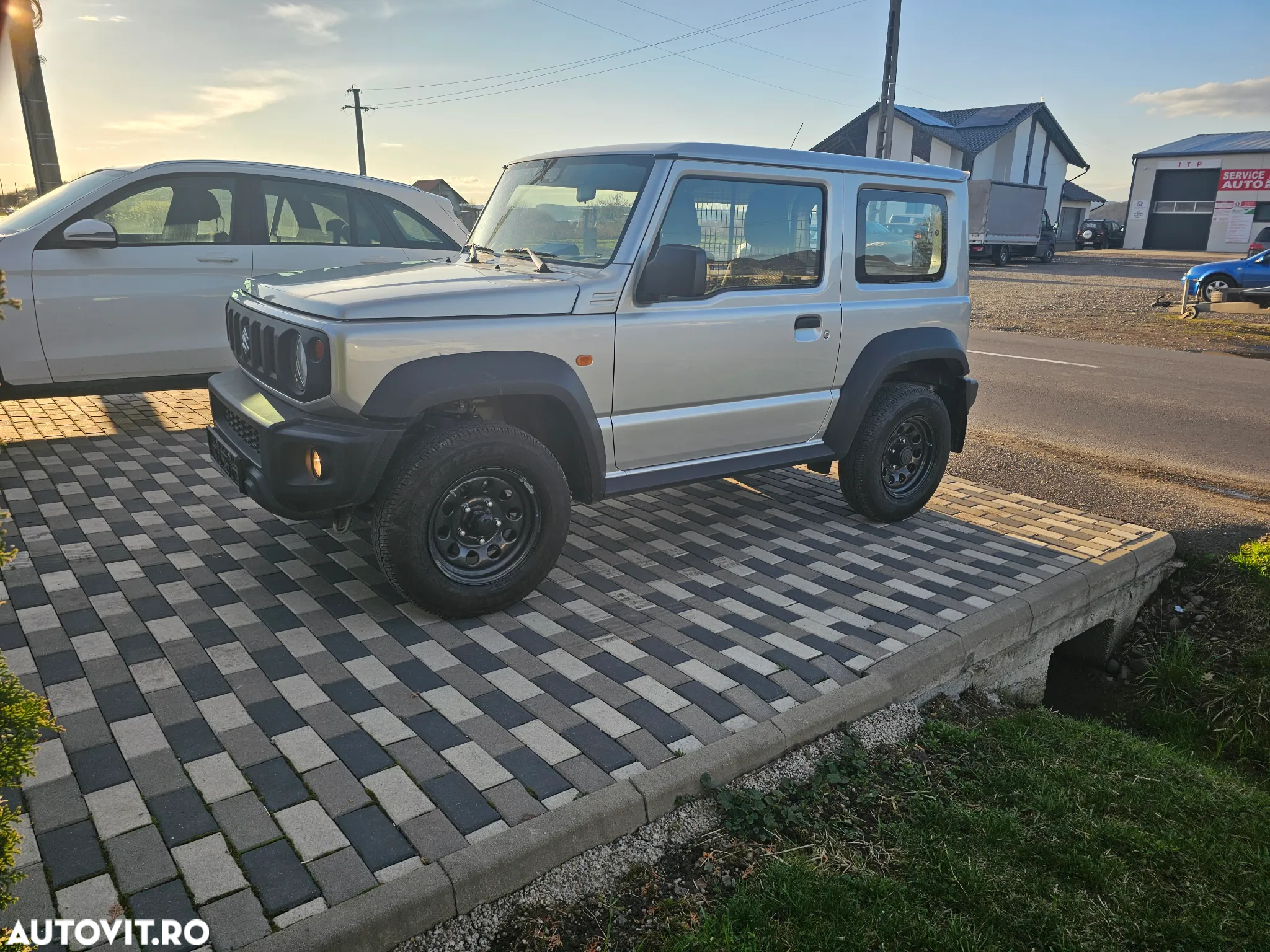 Suzuki Jimny 1.5 ALLGRIP Cool - 2