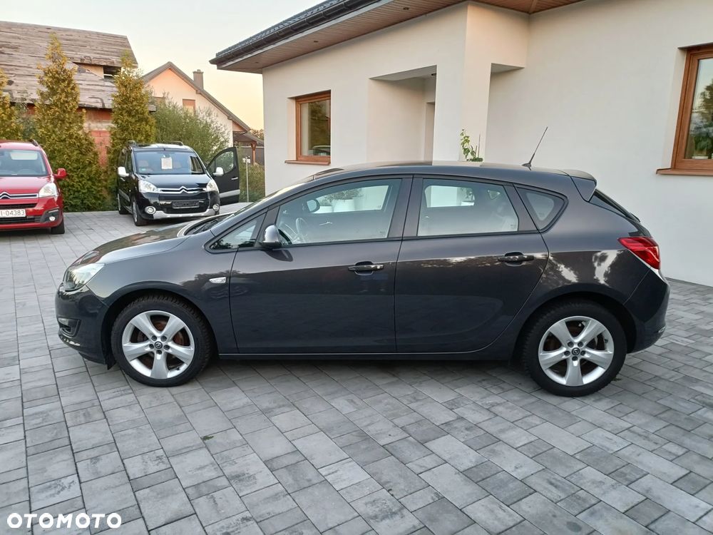 Opel Astra - 6