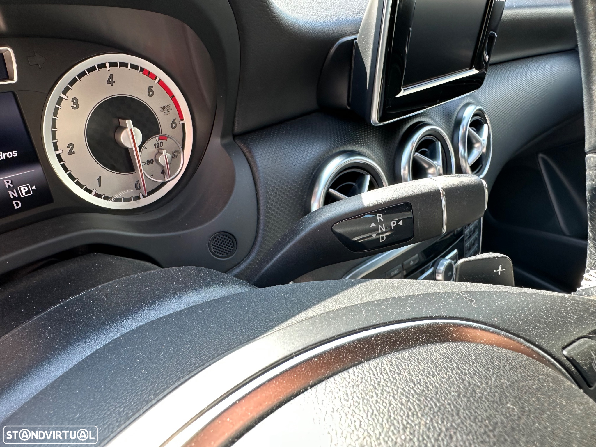 Mercedes-Benz A 180 CDI 7G-DCT Urban - 17