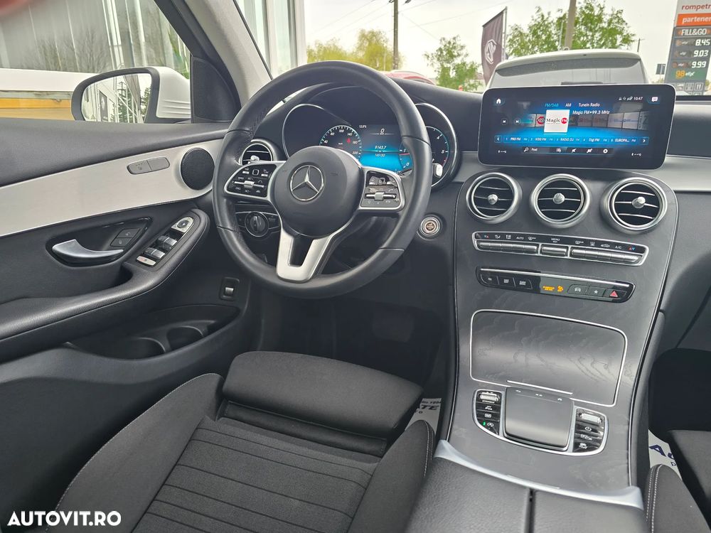 Mercedes-Benz GLC - 23
