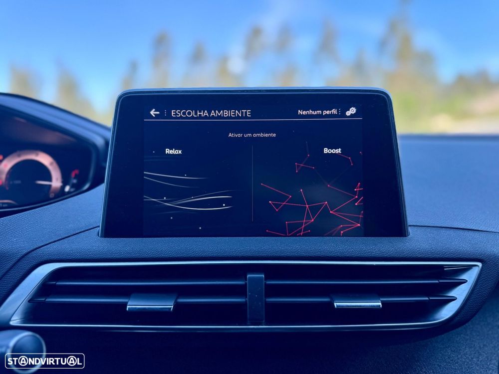 Peugeot 3008 1.5 BlueHDi GT Line EAT8 - 41