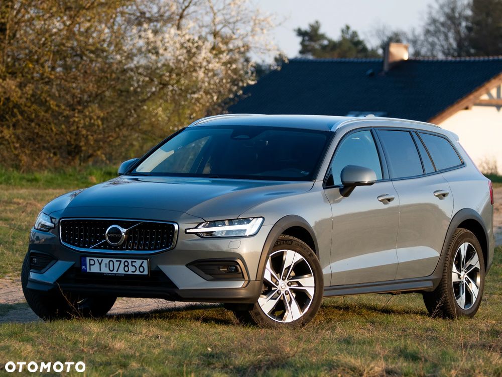 Volvo V60 Cross Country B4 D AWD - 1