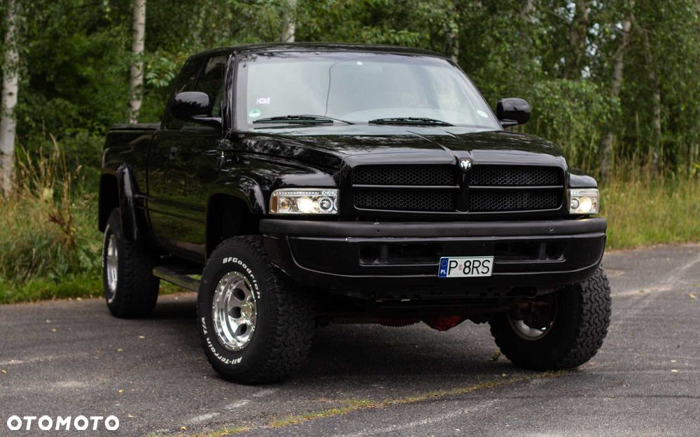 Dodge RAM - 1