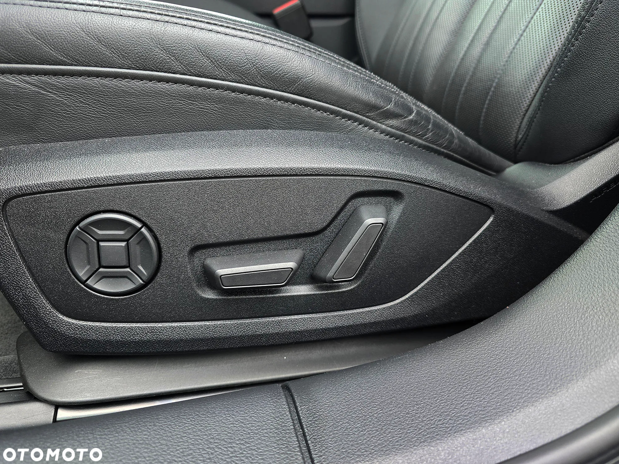 Audi A6 2.0 TDI ultra S tronic - 26