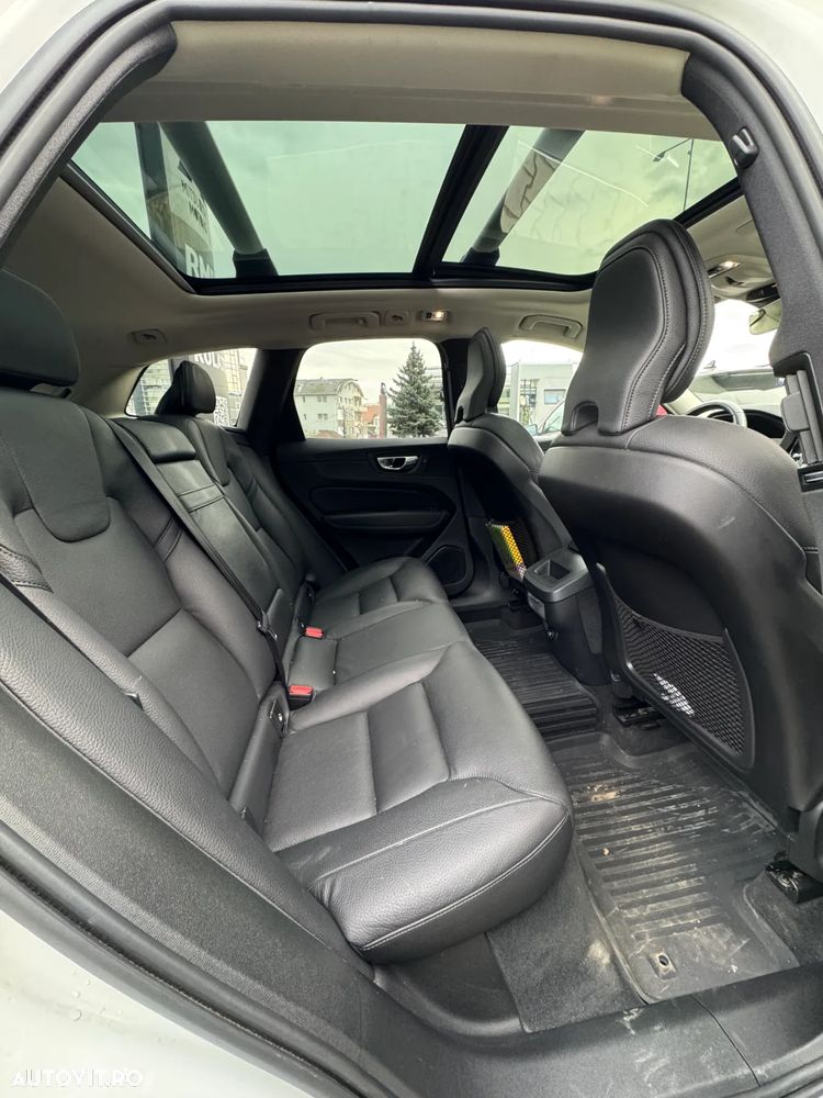 Volvo XC 60 T5 AWD Inscription - 8