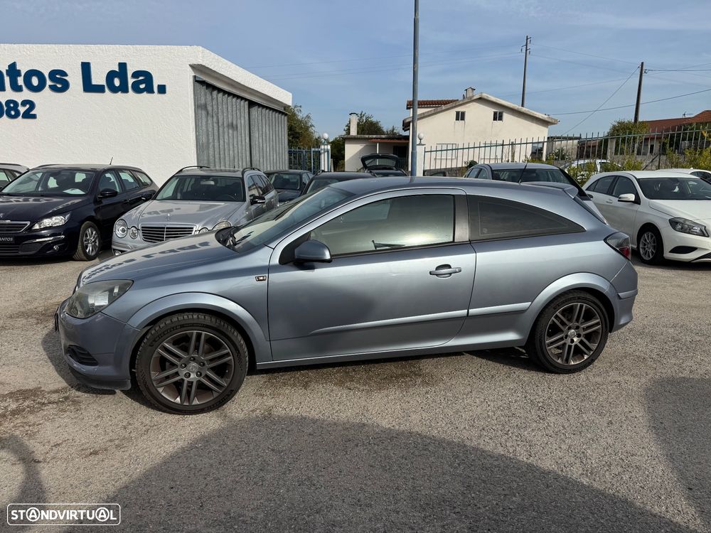 Opel Astra GTC 1.3 CDTi - 25