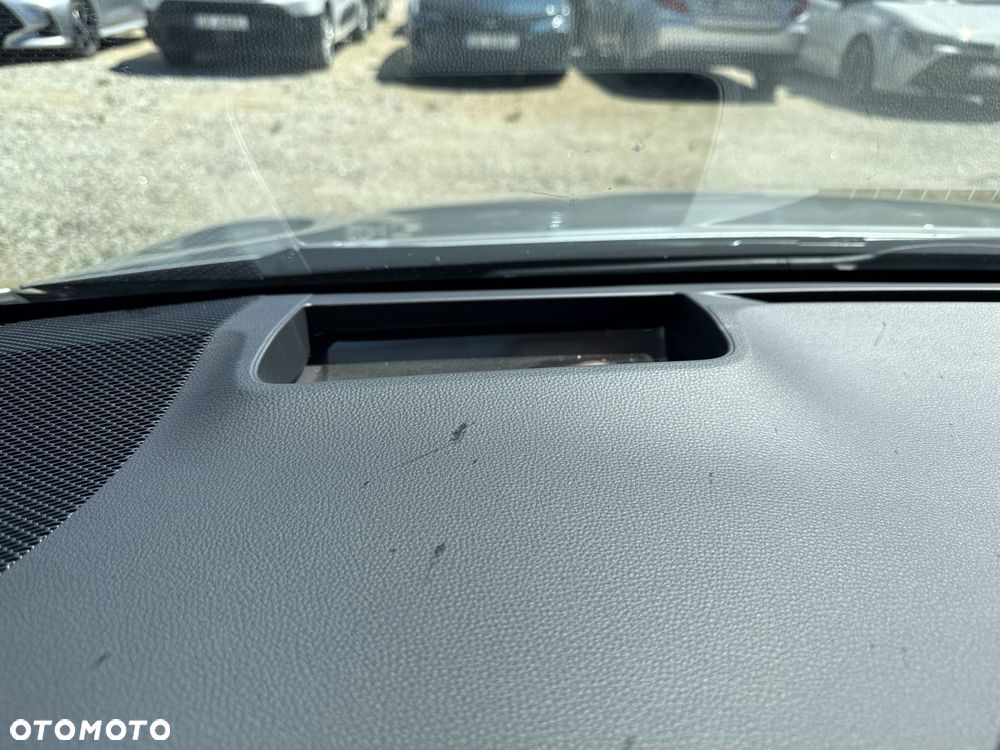 Toyota Corolla - 24