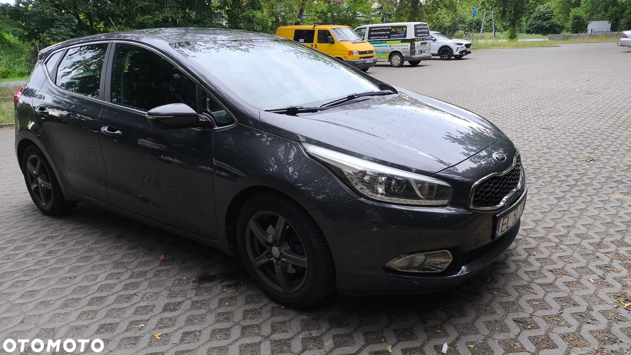 Kia Ceed - 12