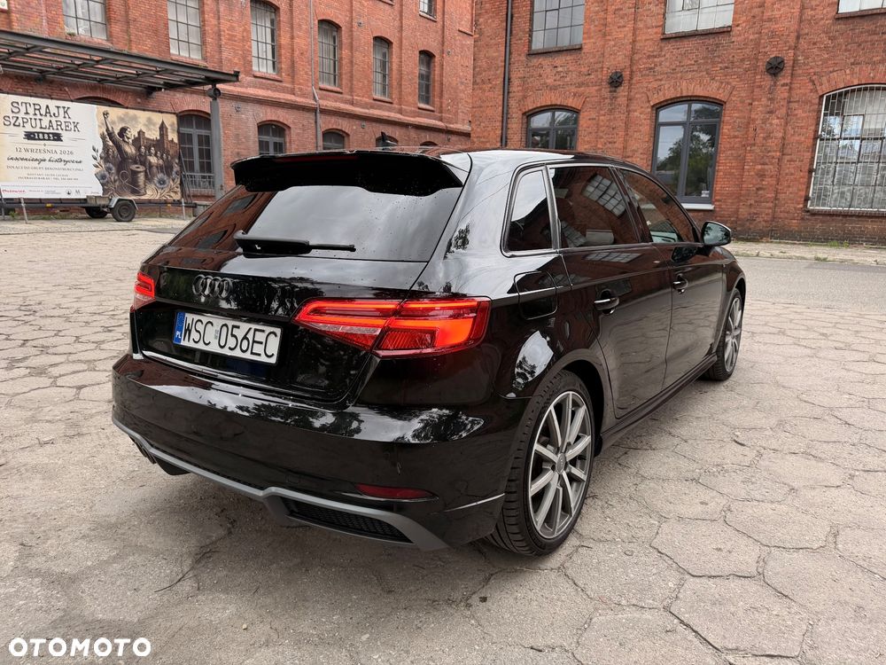 Audi A3 Sportback 2.0 TDI S tronic - 4