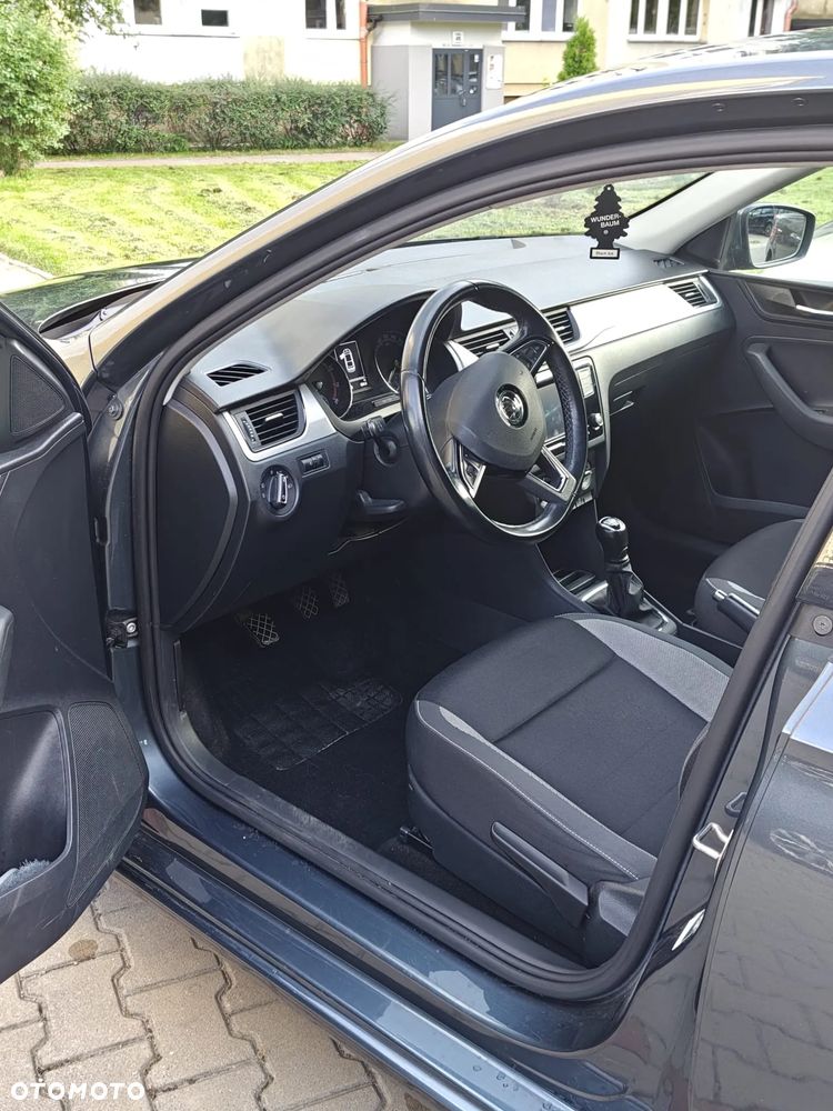 Skoda RAPID 1.0 TSI Ambition - 8