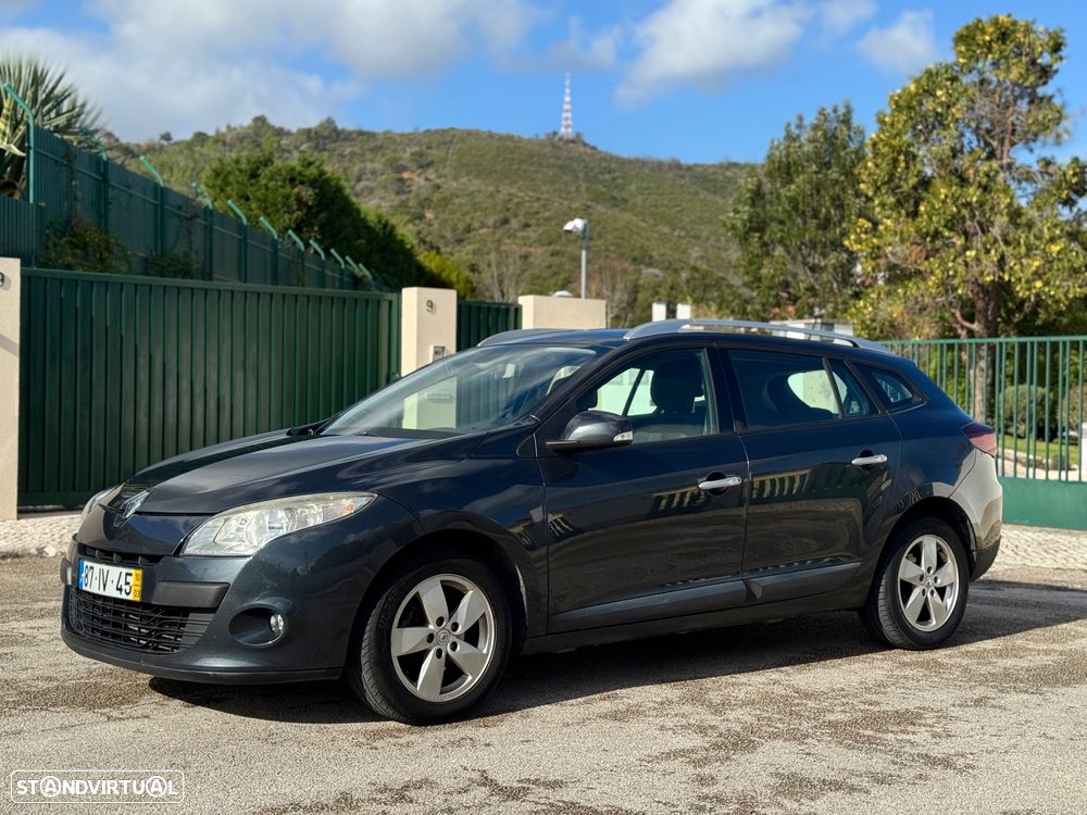 Renault Mégane Sport Tourer 1.5 dCi Dynamique S - 1