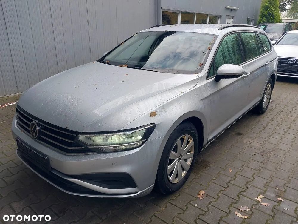 Volkswagen Passat - 6