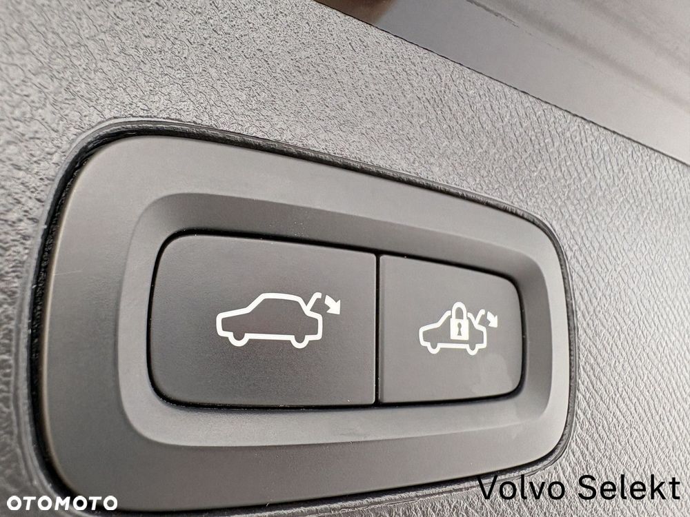 Volvo XC 90 - 24