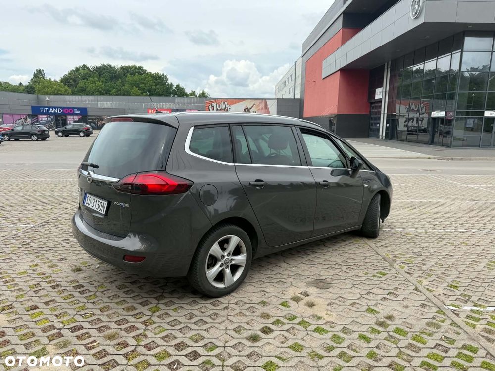 Opel Zafira - 3