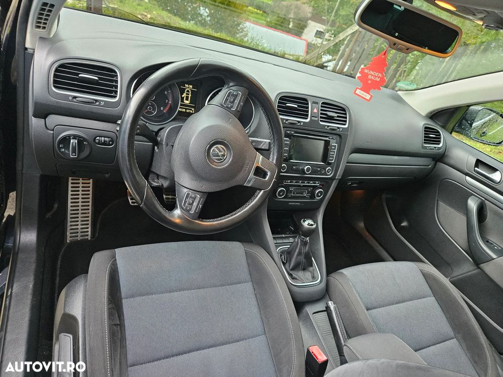 Volkswagen Golf - 2