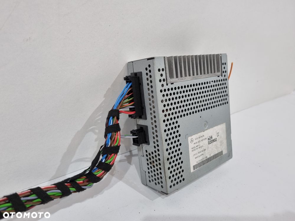 MERCEDES S-KLASA W221 W216 WZMACNIACZ AUDIO A2218206689 - 2
