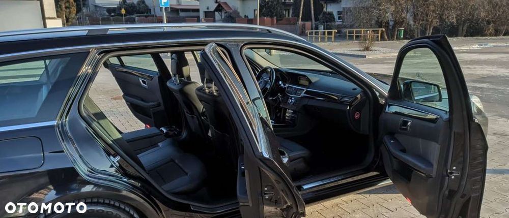 Mercedes-Benz Klasa E 250 CDI DPF BlueEFFICIENCY 7G-TRONIC Elegance - 34