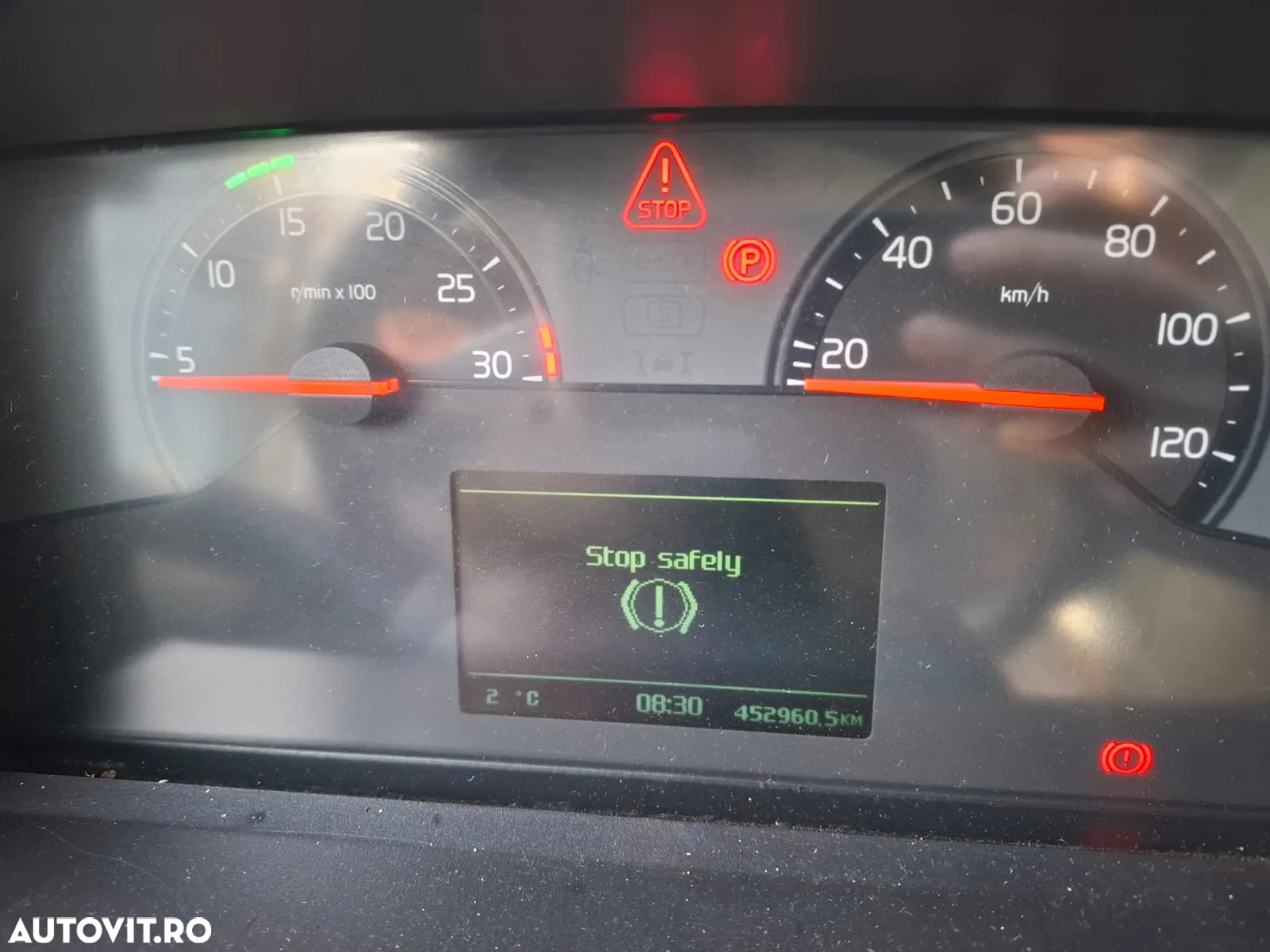 Volvo 8900AH Hybrid - 12