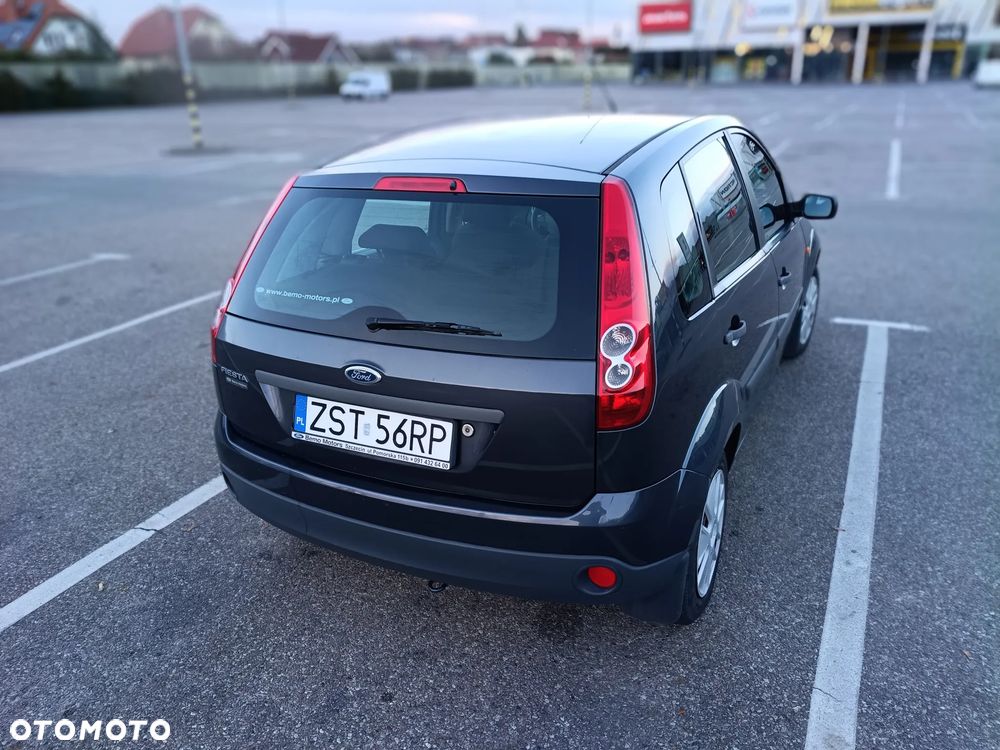 Ford Fiesta 1.3 - 5