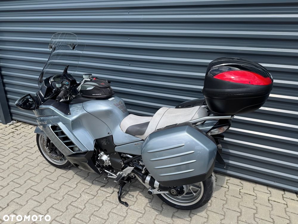 Kawasaki GTR - 6