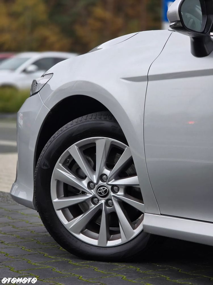 Toyota Camry 2.5 Hybrid Comfort CVT - 14