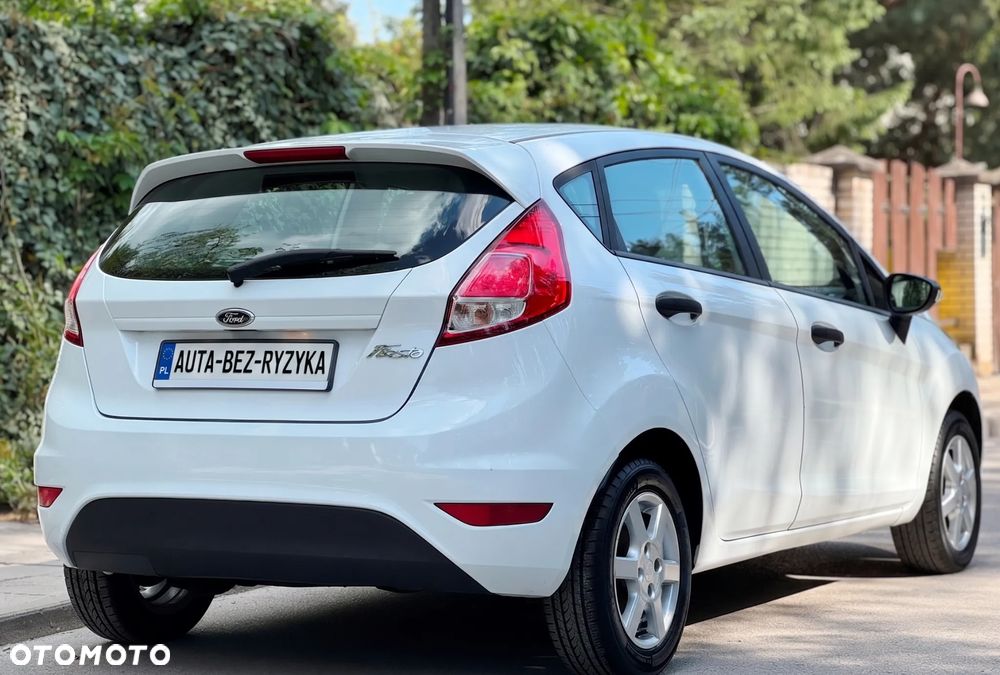 Ford Fiesta 1.25 Silver X (Ambiente) - 17