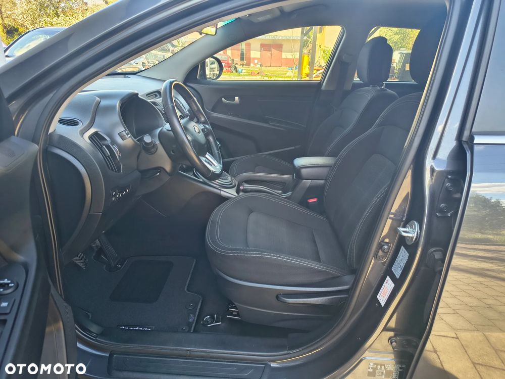 Kia Sportage 2.0 CRDI 4WD Vision - 11
