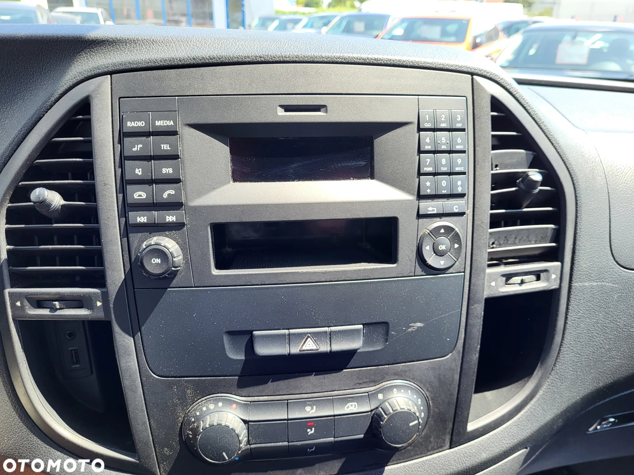 Mercedes-Benz Vito 109 - 10