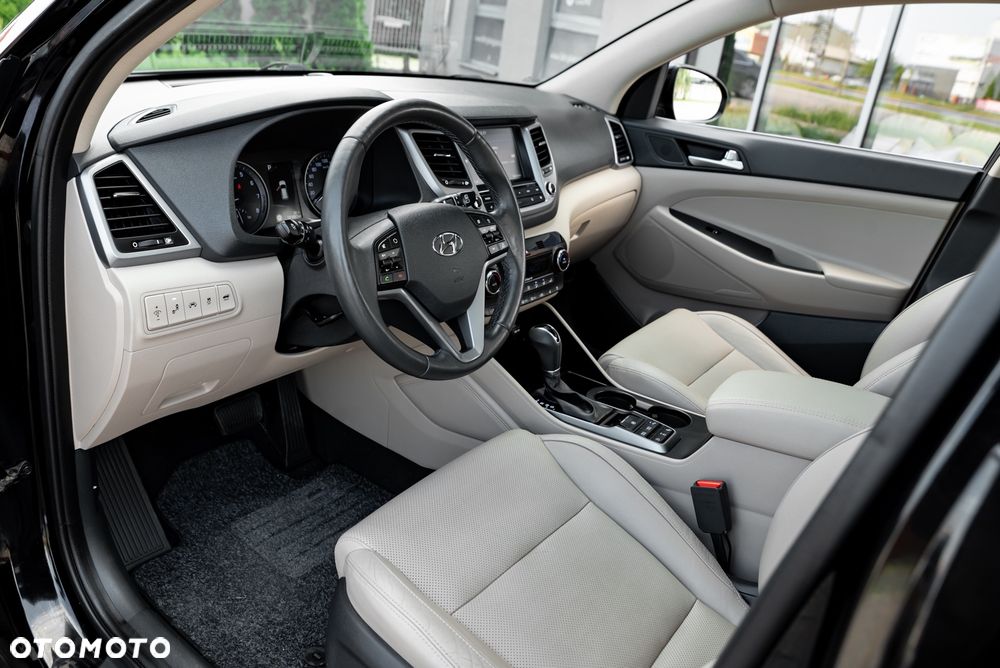 Hyundai Tucson 1.6 GDi 4WD DCT Premium - 16