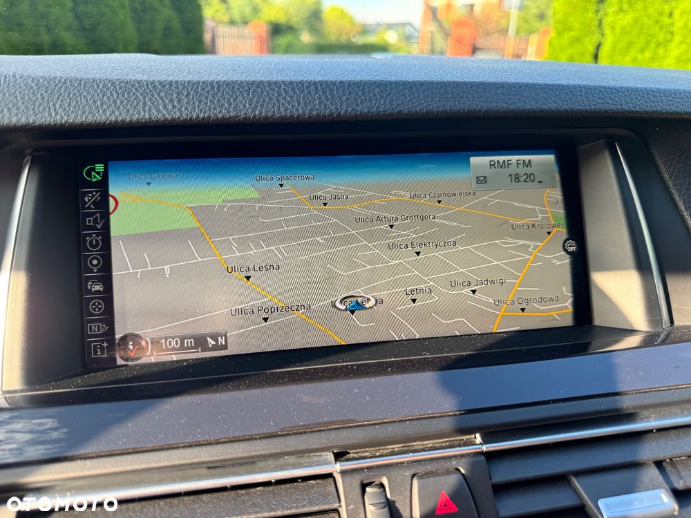 BMW Seria 5 520d Luxury Line - 29