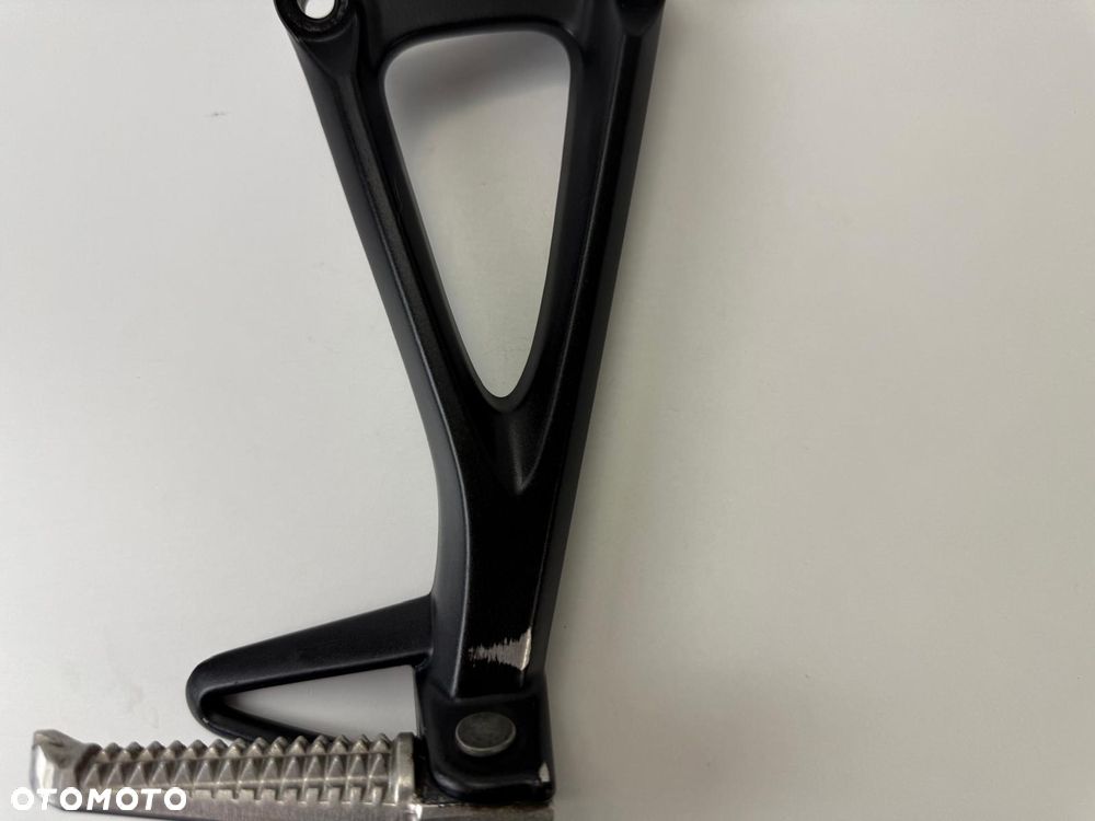 Prawy set pasażera Yamaha MT 125 2020+ - 3