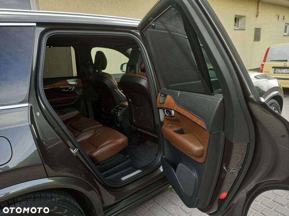 Volvo XC 90 D5 AWD Inscription 7os - 22