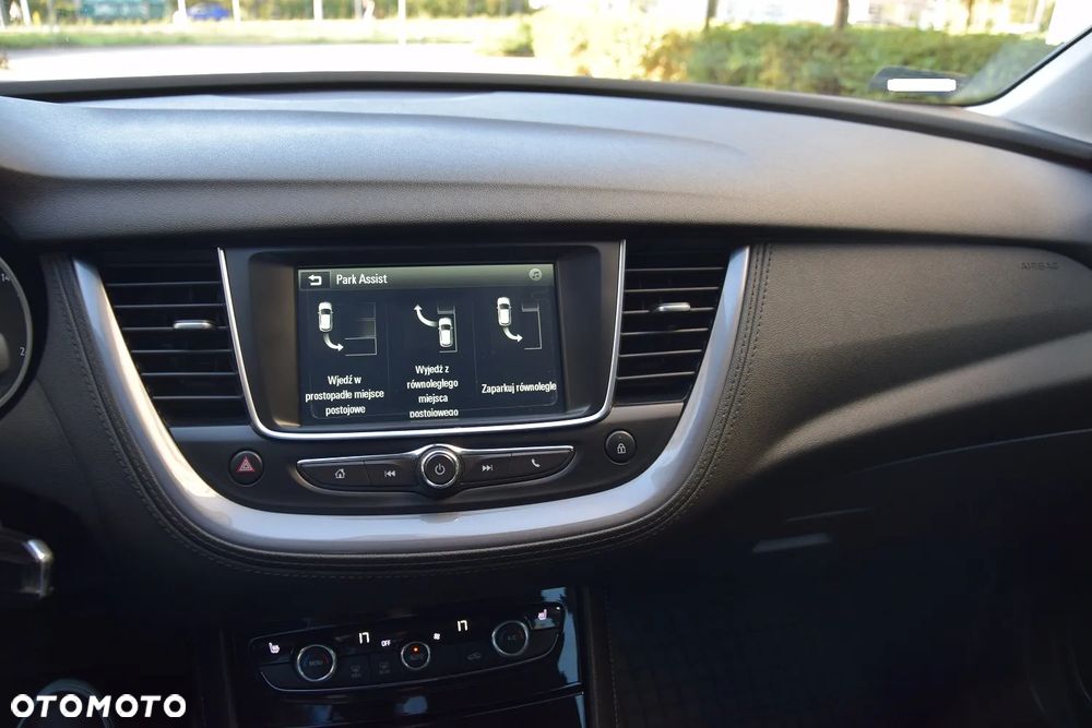 Opel Grandland X 1.6 T Elite S&S - 18