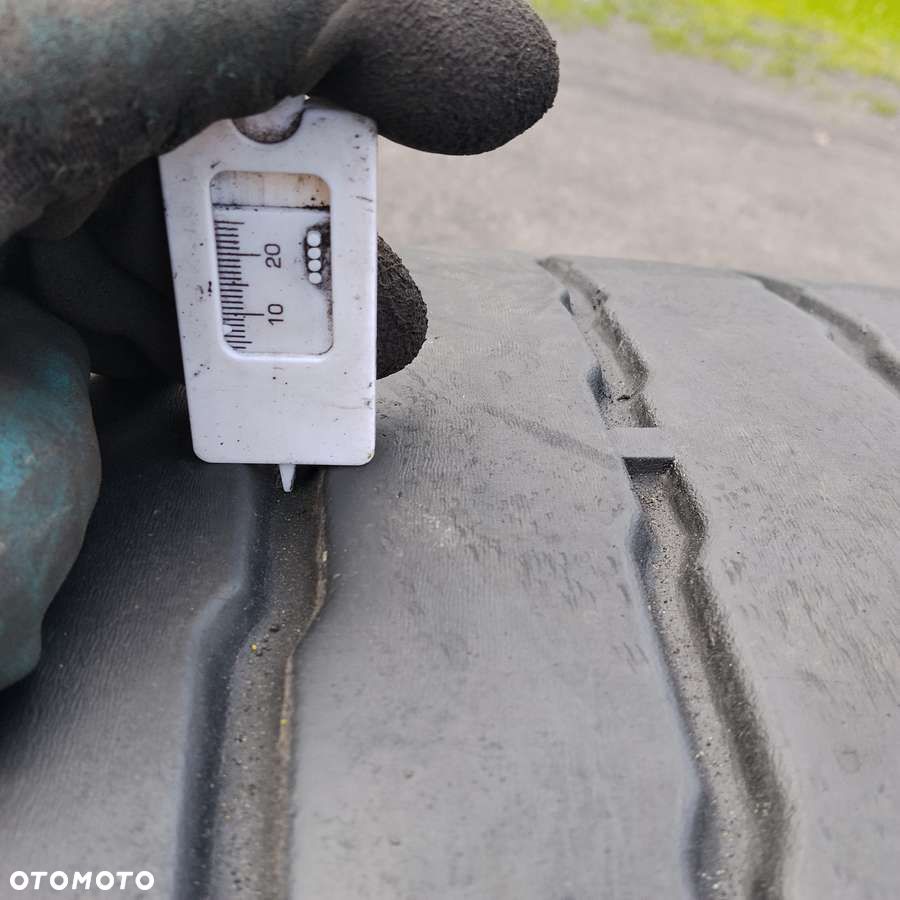 Komplet opon - 2 x 385/55 R19.5 Hankook - 4