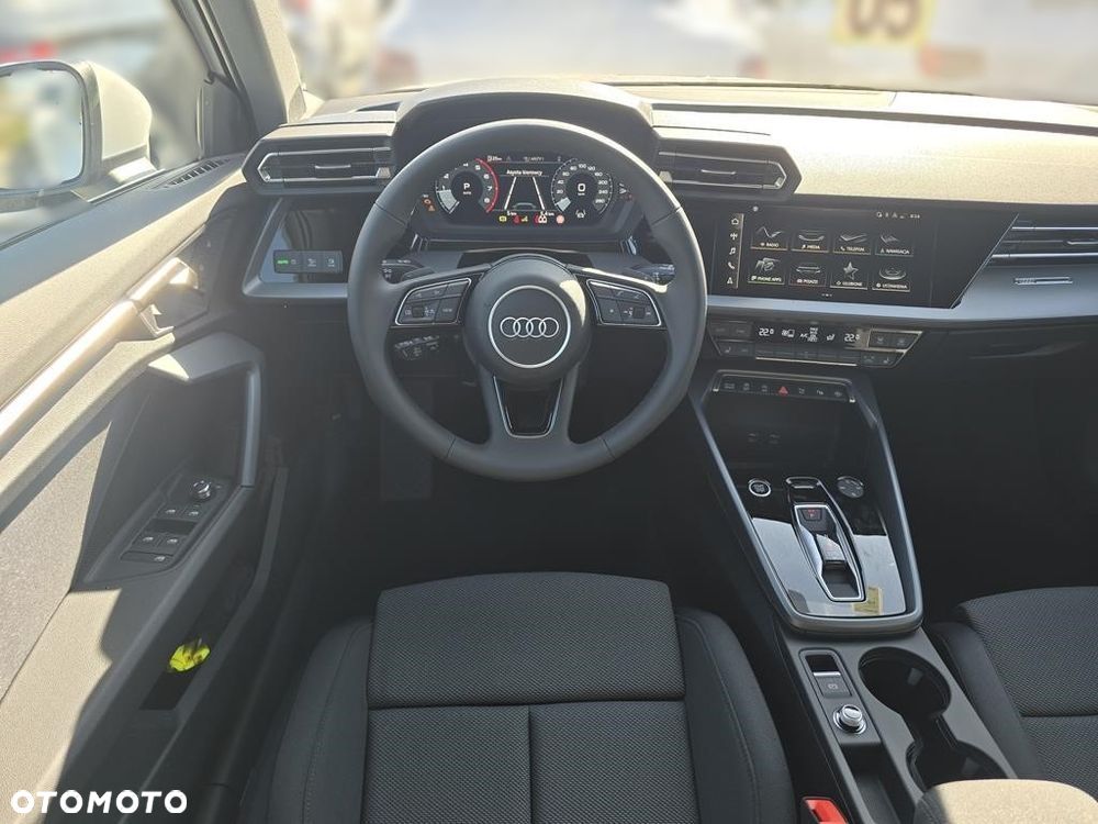 Audi A3 Sportback TFSI mHEV 110 kW Advanced S tronic - 12