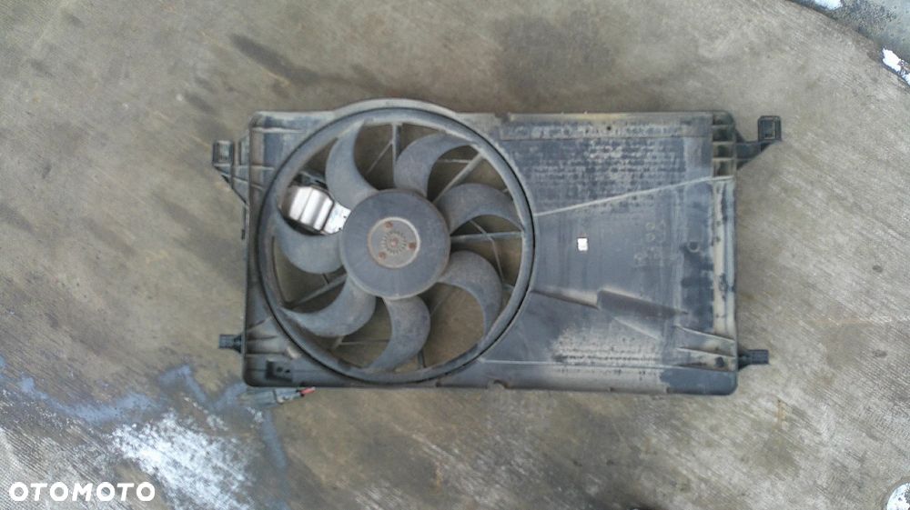 FORD FOCUS MK2 LIFT  1.8 16V WENTYLATOR CHŁODNICY - 4