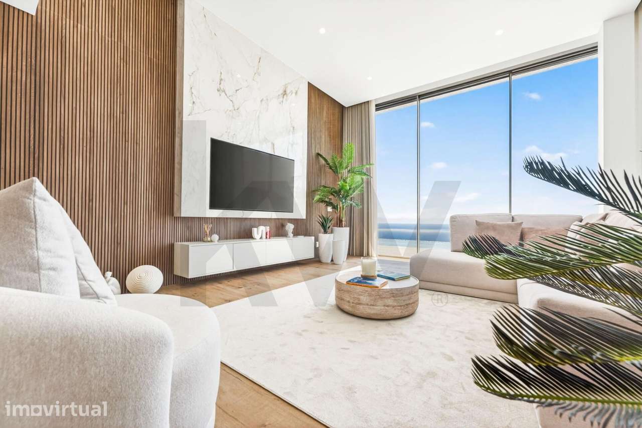 Moradia T4 de Luxo com Piscina, Jacuzzi, ginásio e Vista Mar | Calheta - Grande imagem: 2/60