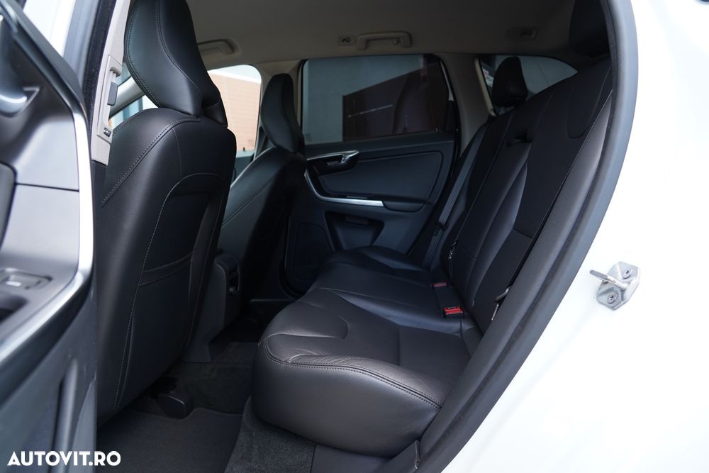 Volvo XC 60 - 25