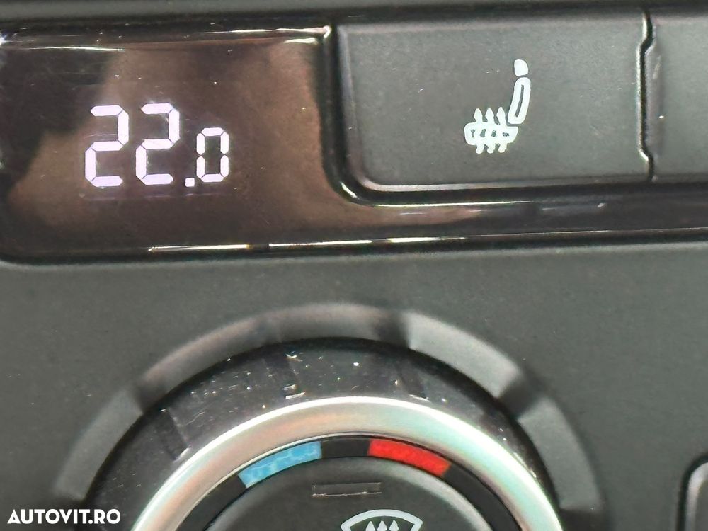 Volkswagen Sharan 2.0 TDI DSG BlueMotion Technology Cup - 17