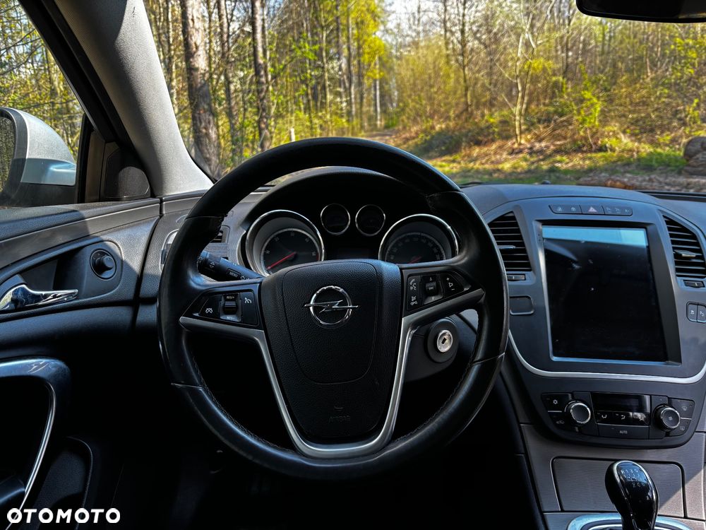 Opel Insignia 2.0 CDTI - 10