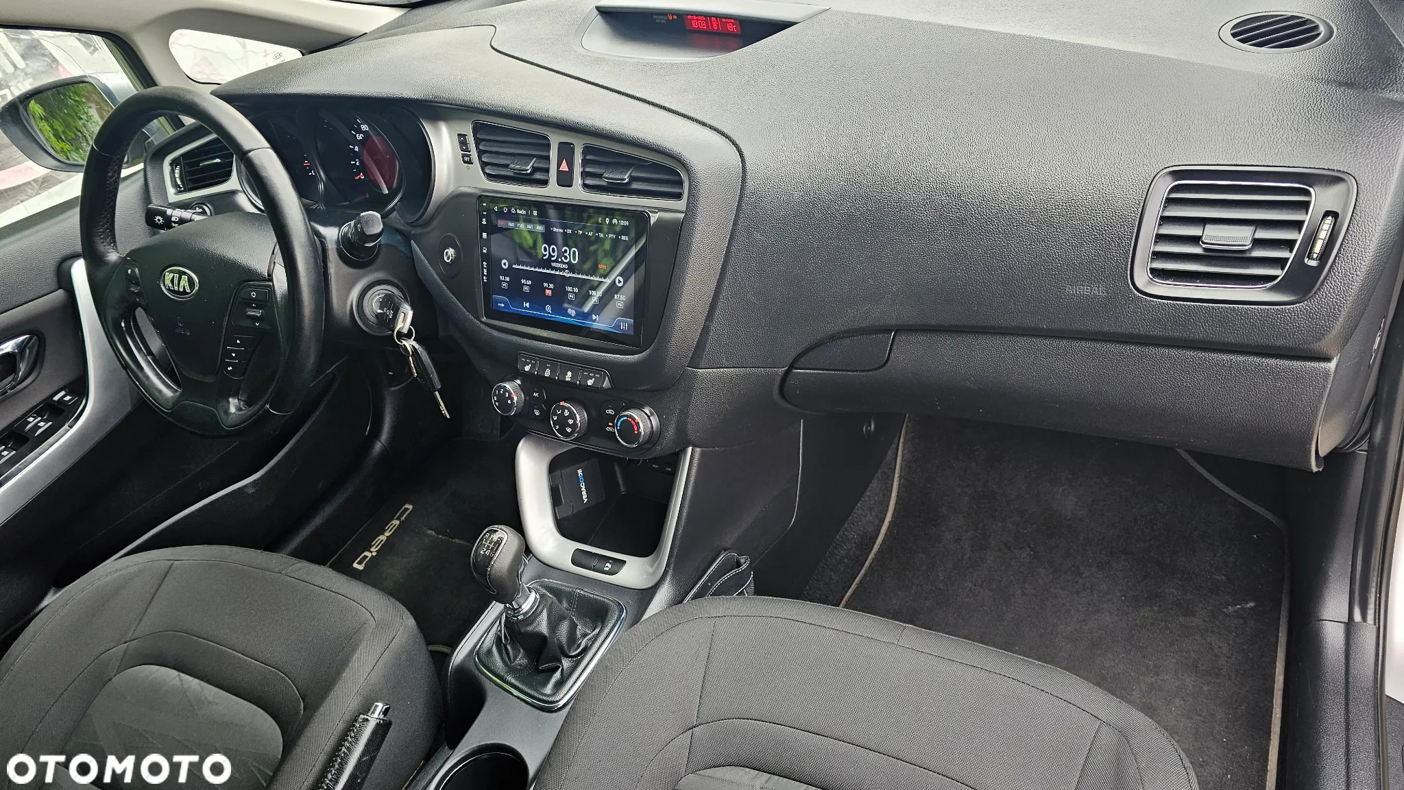 Kia Ceed - 29
