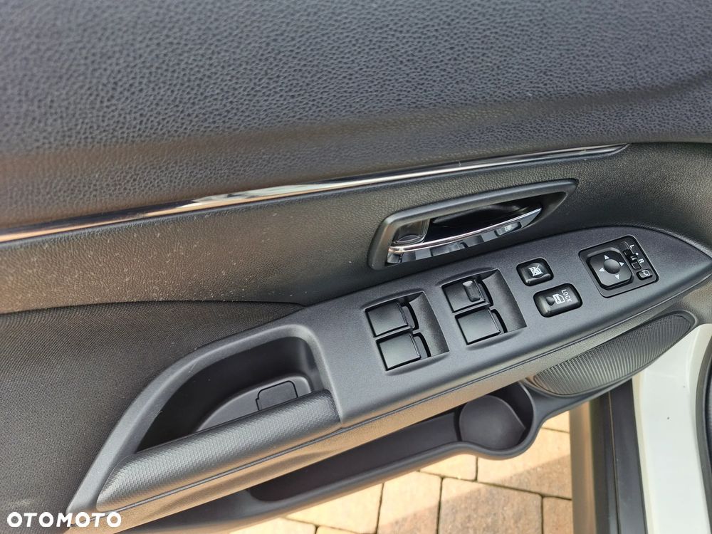 Mitsubishi ASX 1.6 ClearTec 2WD Diamant Edition+ - 21