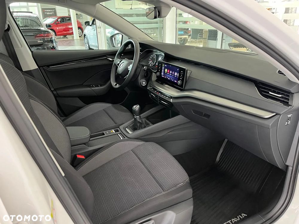 Skoda Octavia 2.0 TDI Ambition - 17