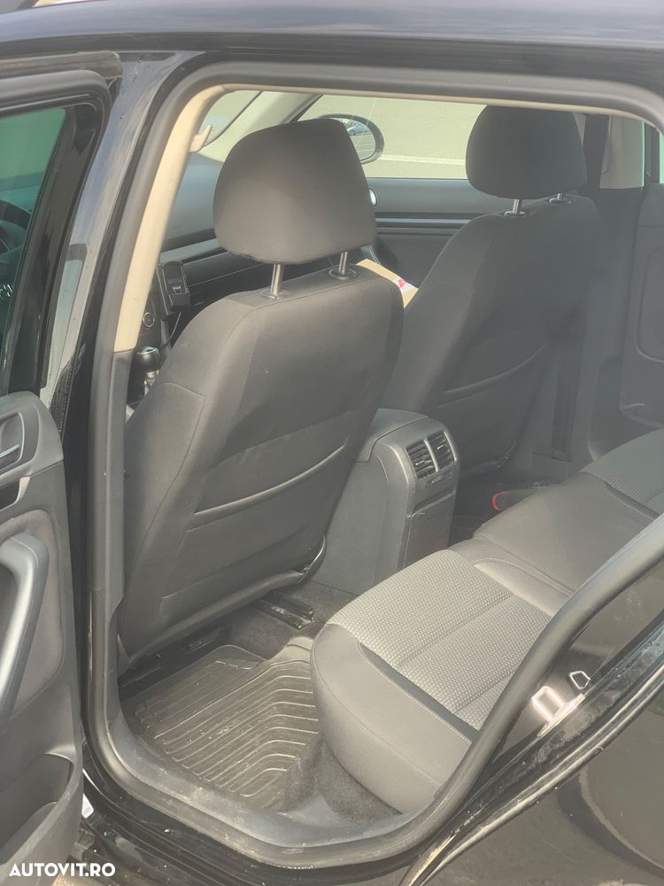 Volkswagen Golf 1.6 TDI DPF BlueMotion - 24