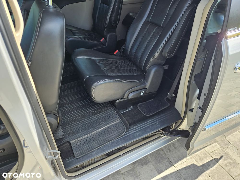 Lancia Voyager 2.8CRD Gold - 19